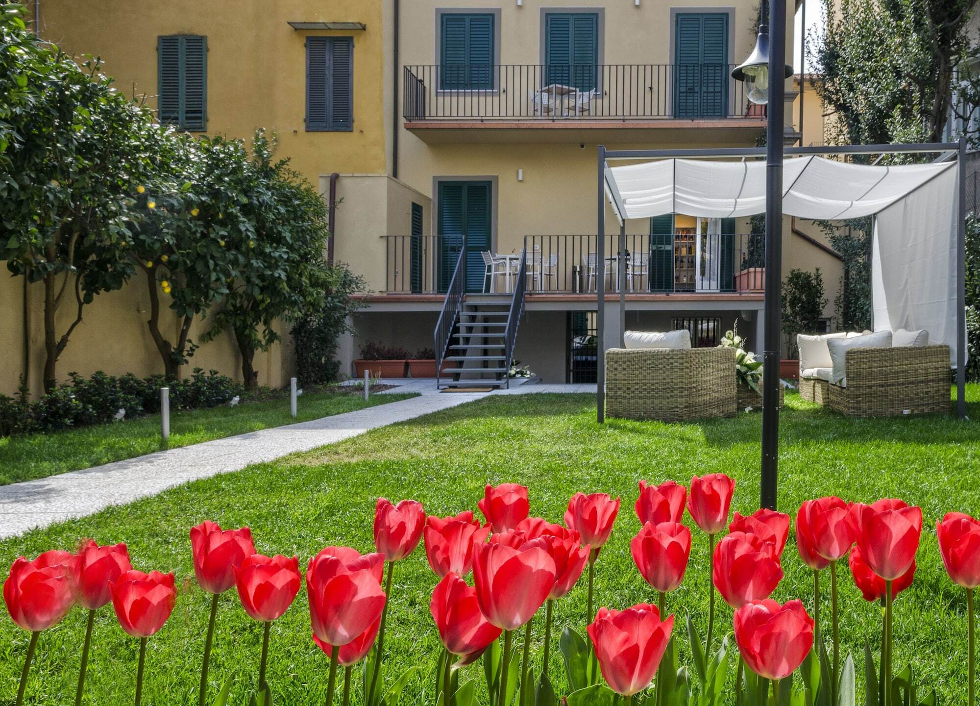 Palazzo Cini Luxury Rooms In Pisa Exterior photo